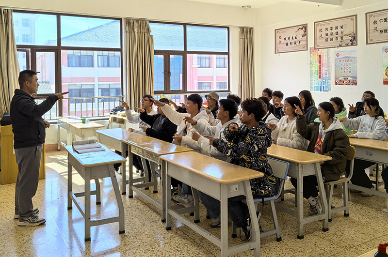 徐润刚在上课。BEAT365英国官网供图