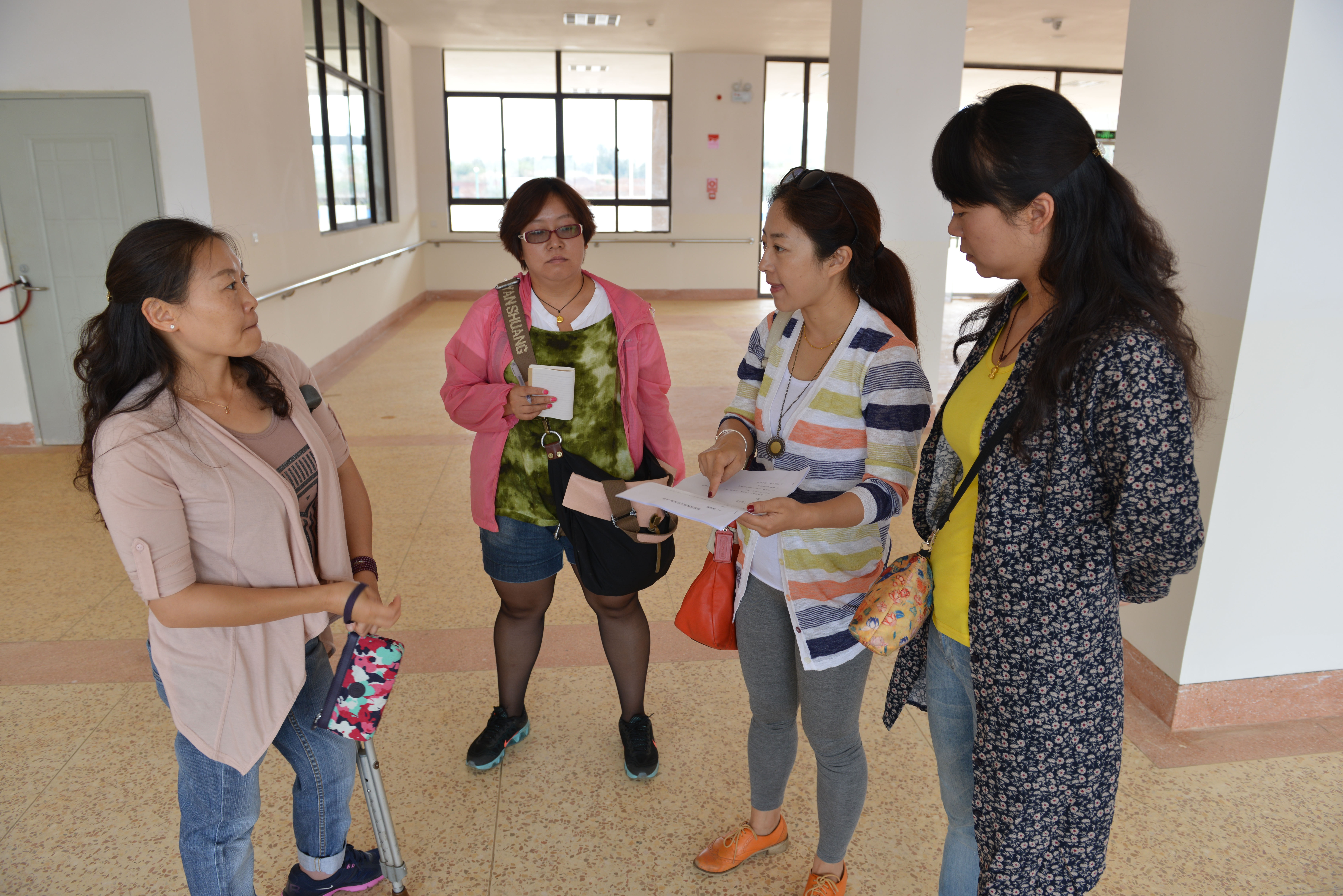 图为实地勘察（一）